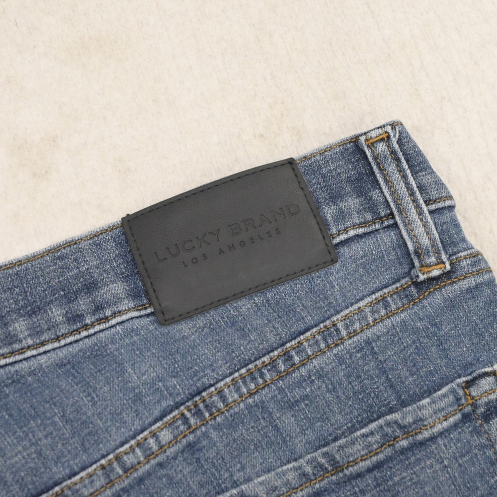 Lucky Brand 121 Slim Straight Jeans Mens 38x30 Slim Blue Stretch Denim Casual